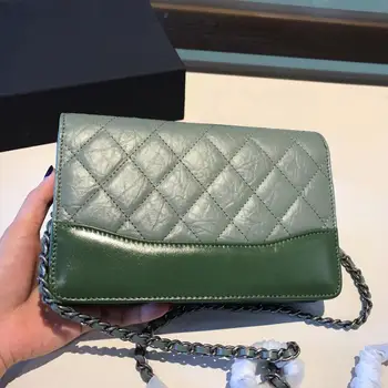 U 2020 novi high-end individualni luksuzni brand WOC women ' s reverse bow flap bag leather production
