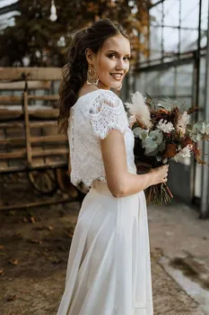 Češka Vjenčanice Od Dva Dijela 2021 Čipke Top Kratkih Rukava Vjenčanicu Neck Jewel Beach Wedding Gown Vestidos De Novia