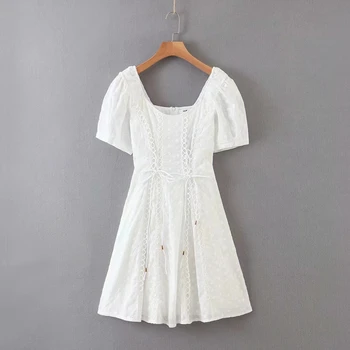Bijela čipka je embriodery ljeto plaža haljina žene elegantan выдалбливают čipke kratku haljinu sa ramena i rukava sheer dress 2021